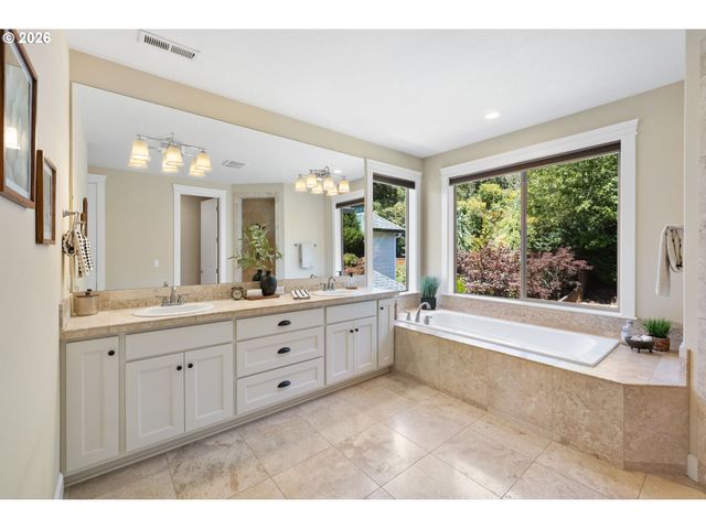 3612 Se 142ND Ct, Vancouver, WA 98683
