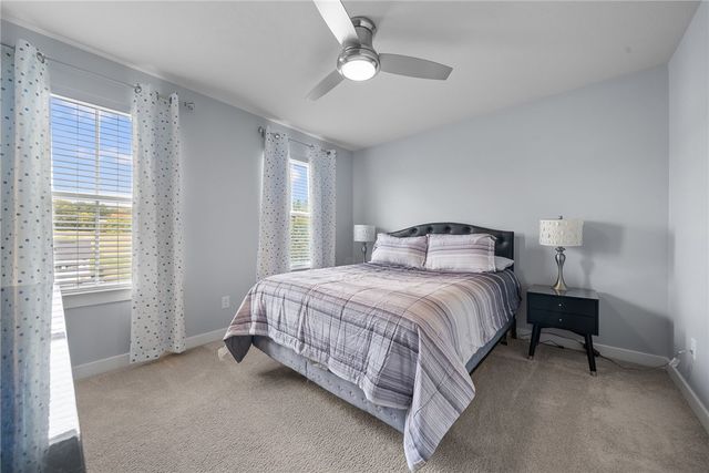 1001 Black Sands Drive, Jeannette, PA 15644