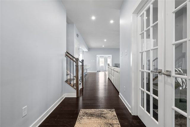 1001 Black Sands Drive, Jeannette, PA 15644