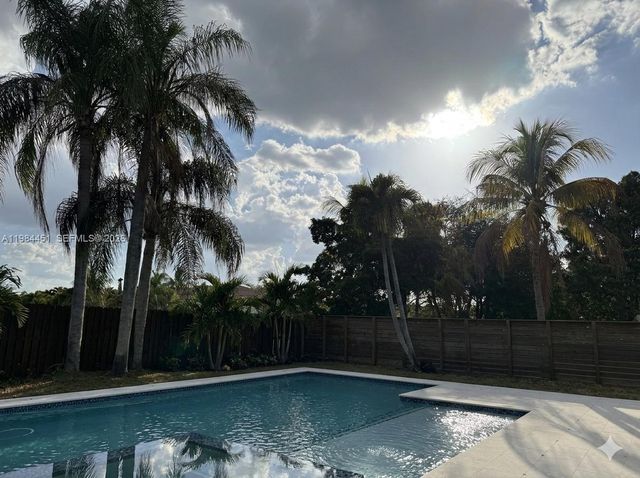 16364 SW 63rd Terrace, Miami, FL 33193