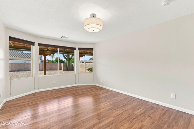 8987 N Mexican Sage Place, Tucson, AZ 85742