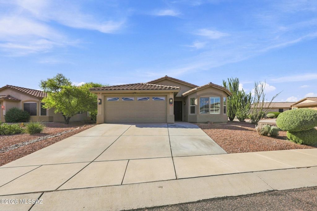 8987 N Mexican Sage Place, Tucson, AZ 85742