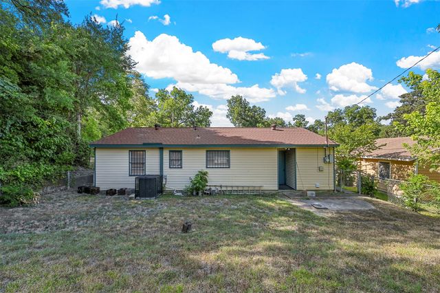 2557 Talco Drive, Dallas, TX 75241