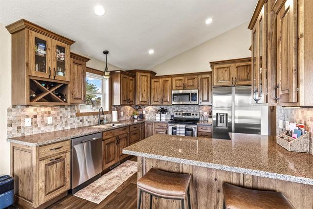 6364 Aspen Ridge Drive, Eau Claire, WI 54703