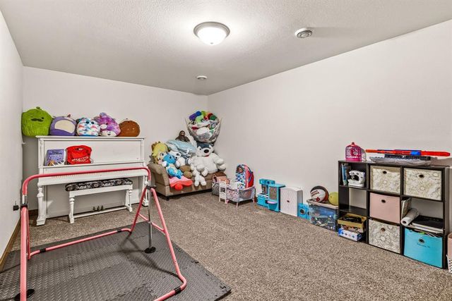 6364 Aspen Ridge Drive, Eau Claire, WI 54703