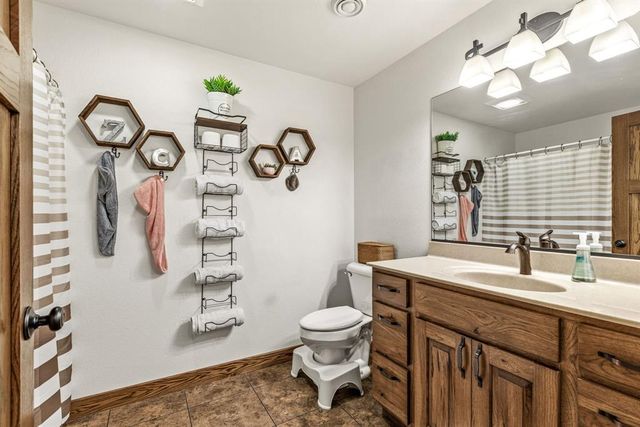 6364 Aspen Ridge Drive, Eau Claire, WI 54703