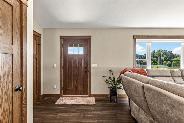 6364 Aspen Ridge Drive, Eau Claire, WI 54703