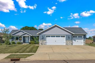 6364 Aspen Ridge Drive, Eau Claire, WI 54703