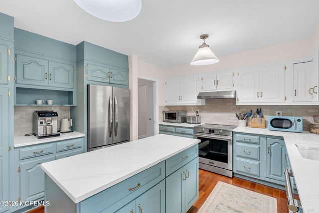 118 E Highland Avenue, Atlantic Highlands, NJ 07716