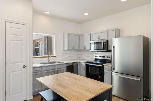 7350 Country Side Grove, Fountain, CO 80817
