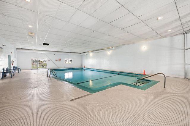 2730 Dale Street N D311, Roseville, MN 55113