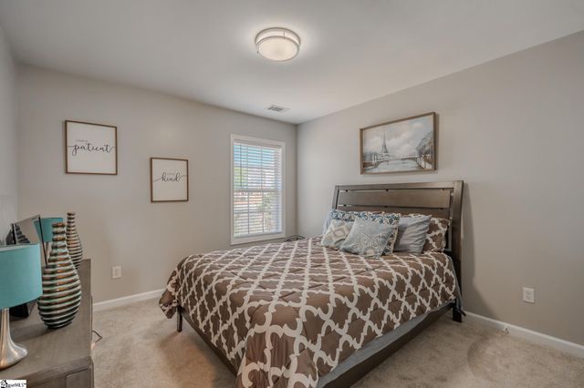 4 Ashwyn Court, Simpsonville, SC 29680