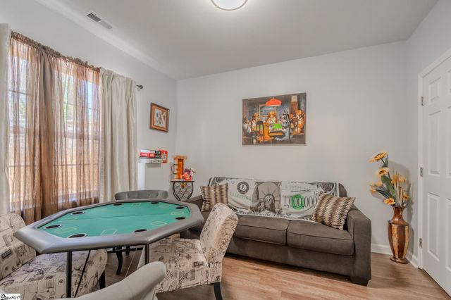 4 Ashwyn Court, Simpsonville, SC 29680