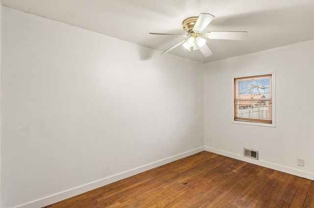 401 Tyler Avenue, Hobart, IN 46342