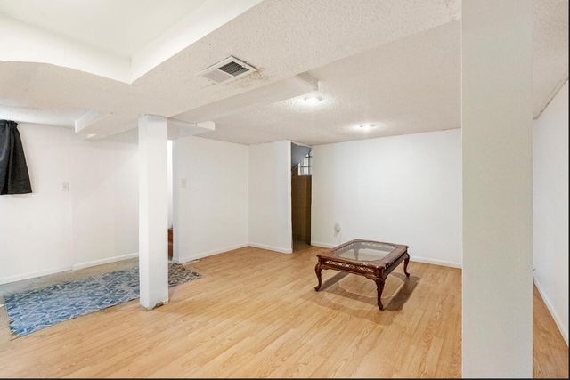 401 Tyler Avenue, Hobart, IN 46342