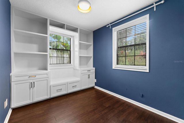 4008 W SWANN AVENUE, Tampa, FL 33609