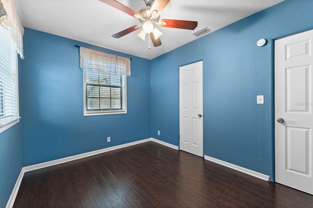 4008 W SWANN AVENUE, Tampa, FL 33609