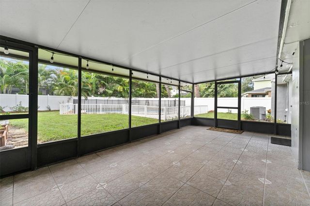 4008 W SWANN AVENUE, Tampa, FL 33609