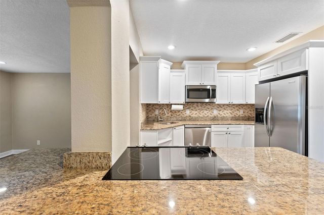 4008 W SWANN AVENUE, Tampa, FL 33609