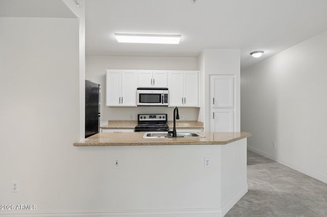 5302 E VAN BUREN Street 1018, Phoenix, AZ 85008