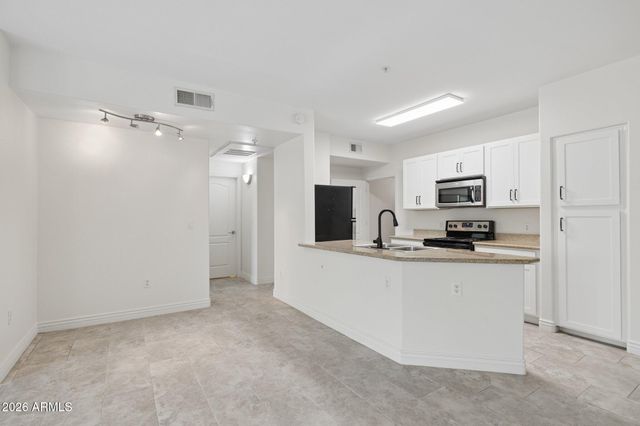5302 E VAN BUREN Street 1018, Phoenix, AZ 85008
