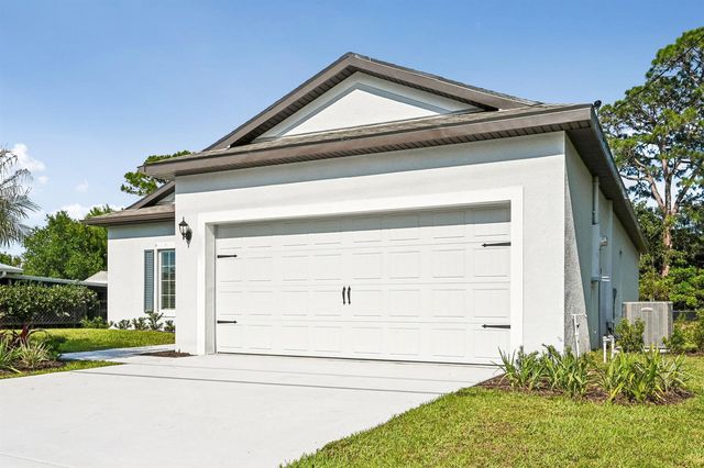 6010 Hickory Drive, Fort Pierce, FL 34982