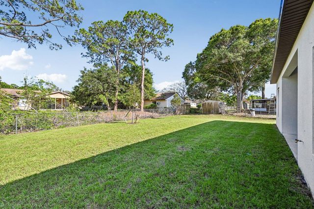 6010 Hickory Drive, Fort Pierce, FL 34982