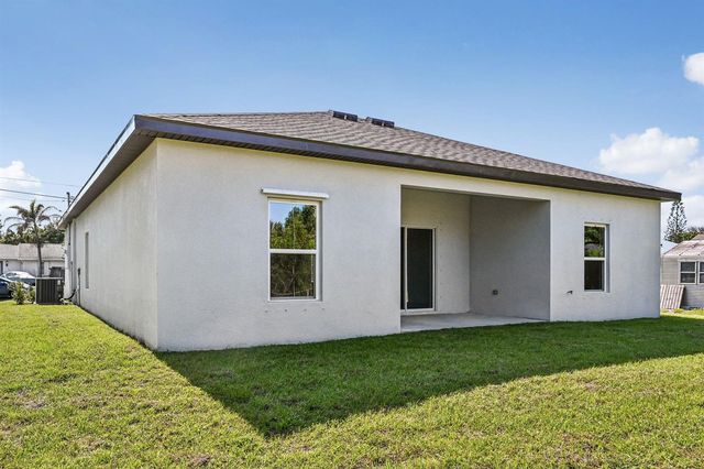 6010 Hickory Drive, Fort Pierce, FL 34982