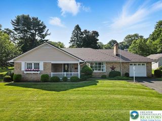 91 Maple Street, Macungie Boro, PA 18062