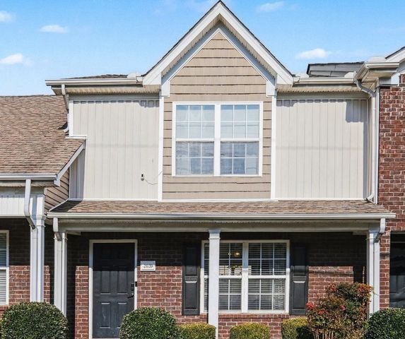 2039 George Buchanan Dr, La Vergne, TN 37086