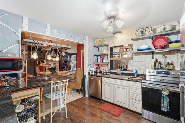 17603 CRANBROOK DRIVE, Lutz, FL 33549