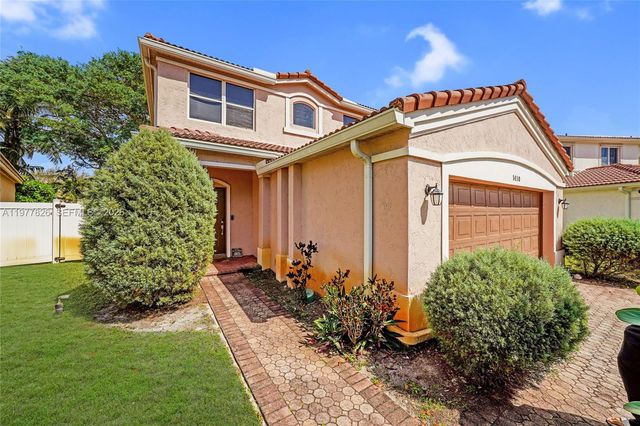 1410 SW 106th Ter, Davie, FL 33324