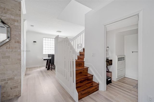 1410 SW 106th Ter, Davie, FL 33324