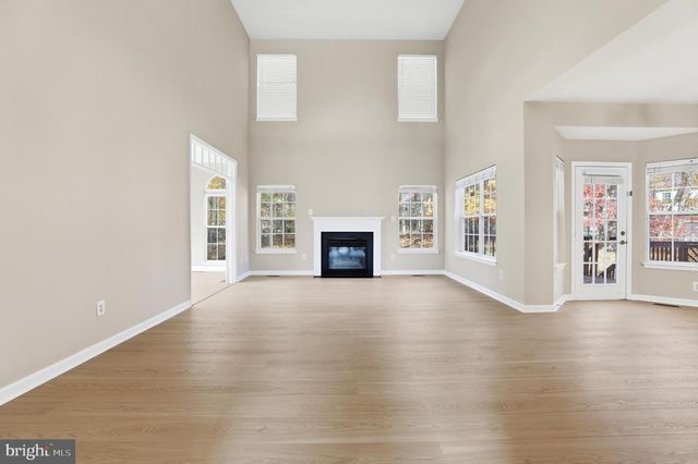 5704 LYNGATE CT, Lanham, MD 20706