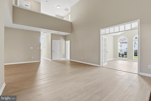 5704 LYNGATE CT, Lanham, MD 20706