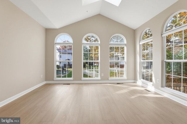 5704 LYNGATE CT, Lanham, MD 20706