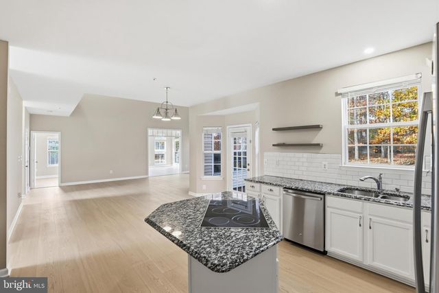 5704 LYNGATE CT, Lanham, MD 20706