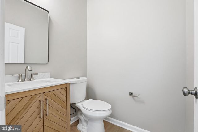 5704 LYNGATE CT, Lanham, MD 20706