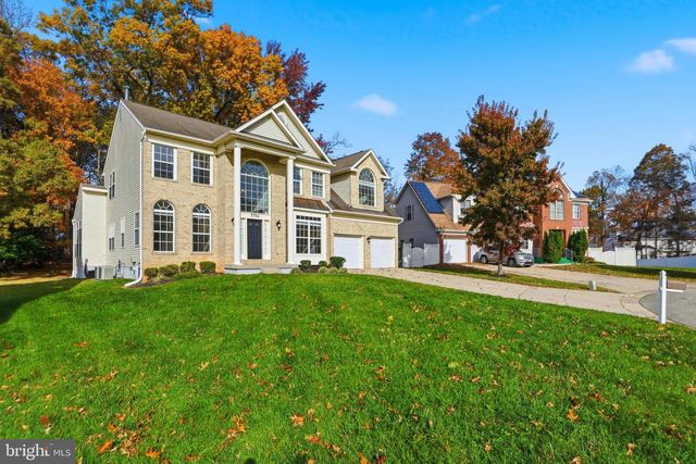 5704 LYNGATE CT, Lanham, MD 20706