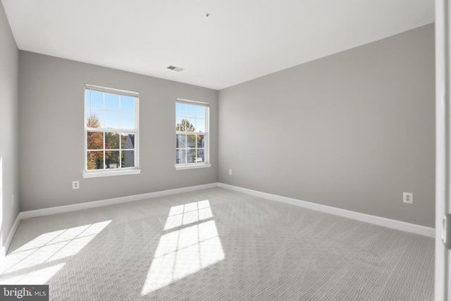 5704 LYNGATE CT, Lanham, MD 20706