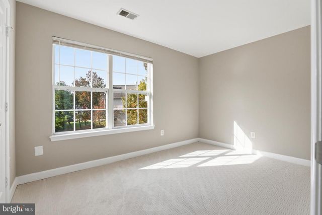 5704 LYNGATE CT, Lanham, MD 20706