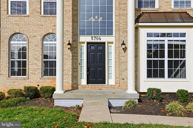 5704 LYNGATE CT, Lanham, MD 20706