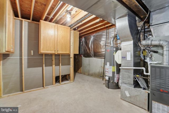 5704 LYNGATE CT, Lanham, MD 20706