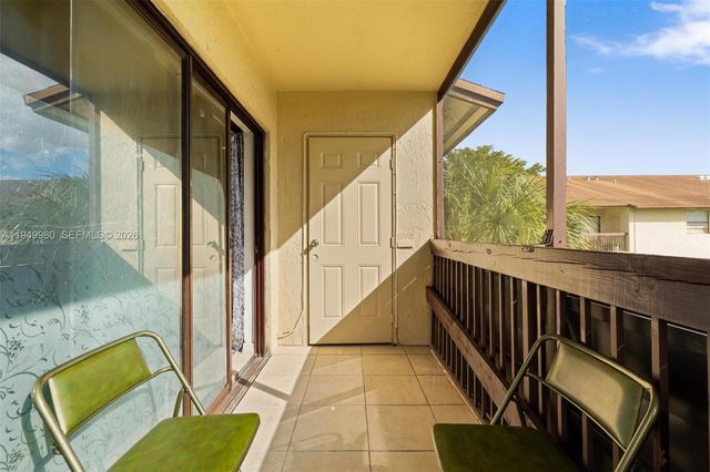 475 NW 210th St 201, Miami Gardens, FL 33169