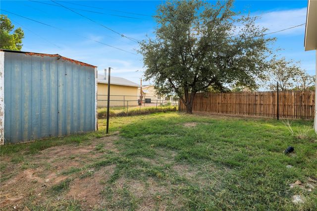 3130 E Suffock Avenue, Kingman, AZ 86409