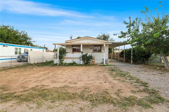 3130 E Suffock Avenue, Kingman, AZ 86409