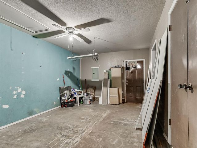 2101 NE 11th Street, Moore, OK 73160
