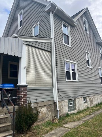 308 Pine St, Latrobe, PA 15650