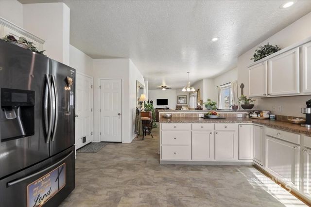 5209 Wallace Way, Caldwell, ID 83605