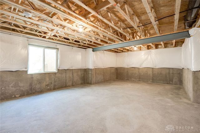85 Chestnut Street, Springboro, OH 45066